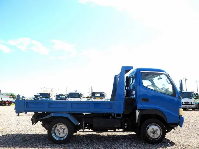 トヨタ ダイナ KK-XZU362A(4WD)の写真6