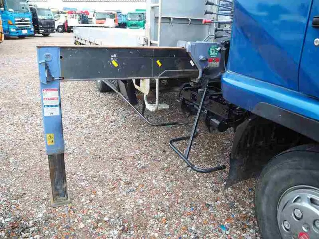 ＵＤ コンドル PB-MK36A(2WD)の写真9