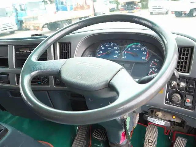 ＵＤ コンドル PB-MK36A(2WD)の写真44