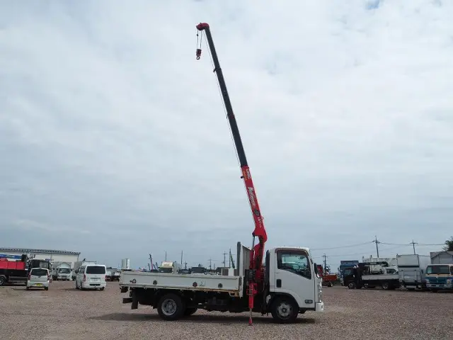 いすゞ エルフ TKG-NPR85AR(2WD)の写真13