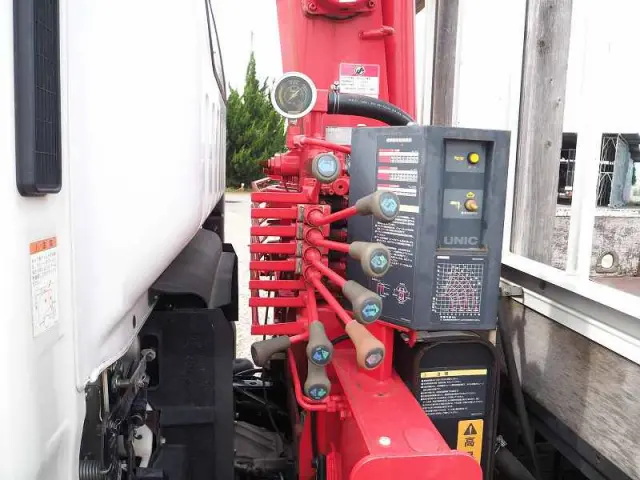 いすゞ エルフ TKG-NPR85AR(2WD)の写真15