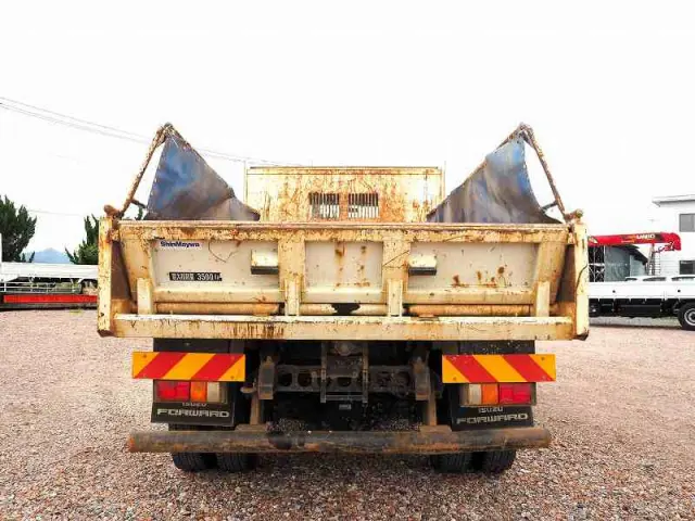 いすゞ フォワード TKG-FRR90S1(2WD)の写真4