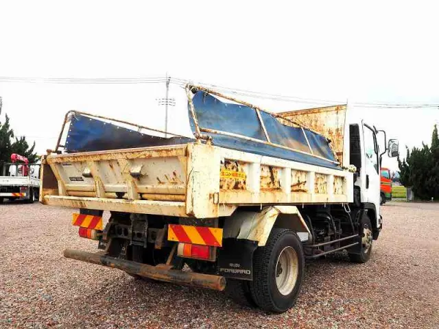 いすゞ フォワード TKG-FRR90S1(2WD)の写真5