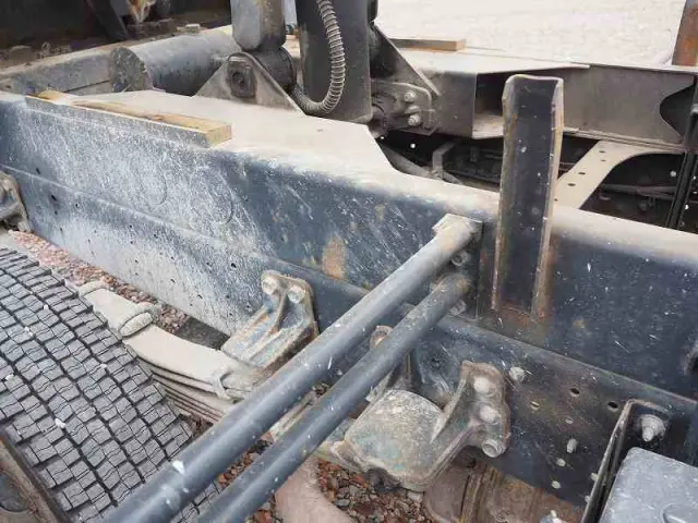 いすゞ フォワード TKG-FRR90S1(2WD)の写真25