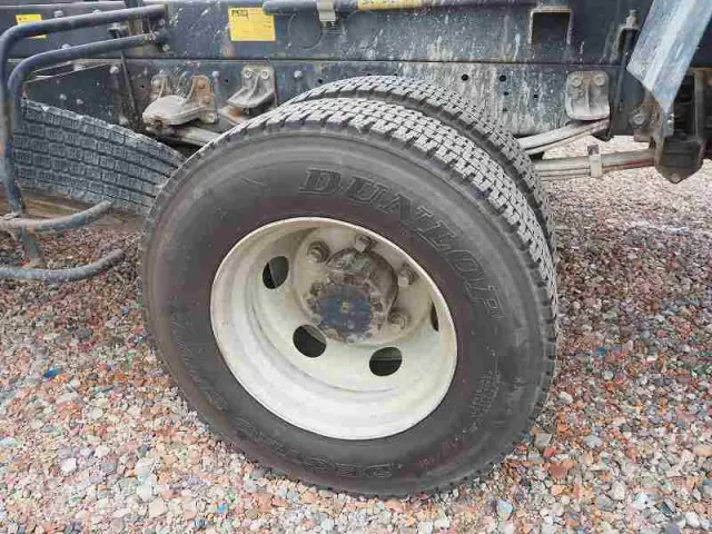 いすゞ フォワード TKG-FRR90S1(2WD)の写真32