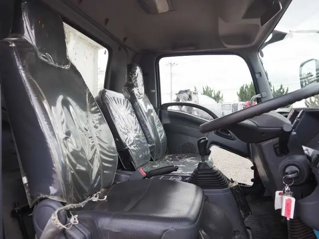 いすゞ フォワード TKG-FRR90S1(2WD)の写真41