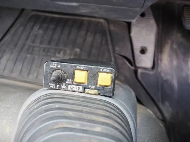 いすゞ フォワード TKG-FRR90S1(2WD)の写真43