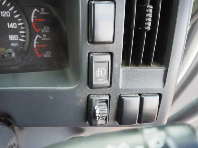 いすゞ フォワード TKG-FRR90S1(2WD)の写真48