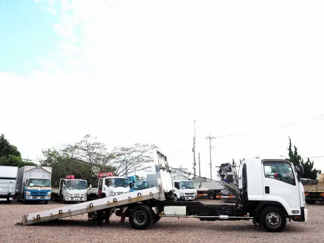 いすゞ フォワード TKG-FRR90S2(2WD)の写真6