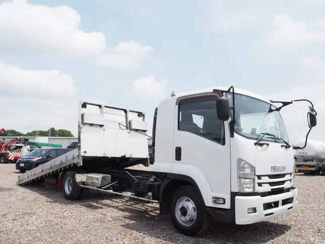 いすゞ フォワード TKG-FRR90S2(2WD)の写真7