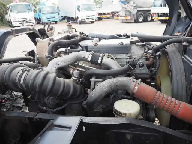 いすゞ フォワード TKG-FRR90S2(2WD)の写真11