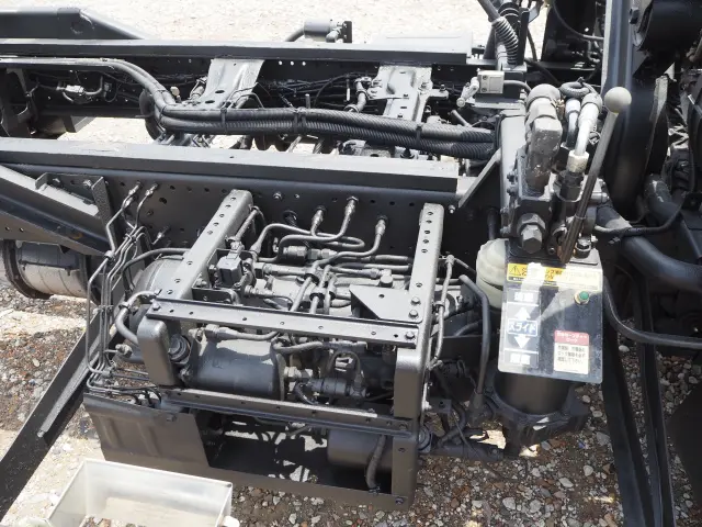 いすゞ フォワード TKG-FRR90S2(2WD)の写真14
