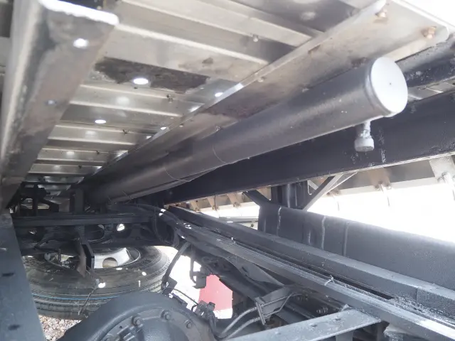 いすゞ フォワード TKG-FRR90S2(2WD)の写真21