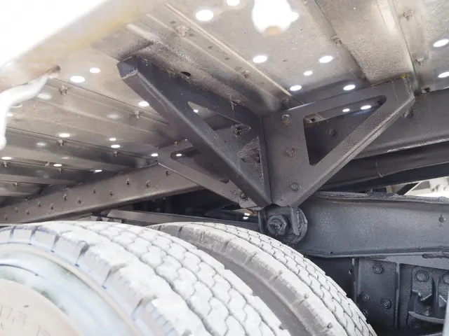いすゞ フォワード TKG-FRR90S2(2WD)の写真24