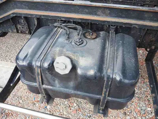 いすゞ フォワード TKG-FRR90S2(2WD)の写真25