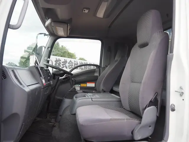 いすゞ フォワード TKG-FRR90S2(2WD)の写真40