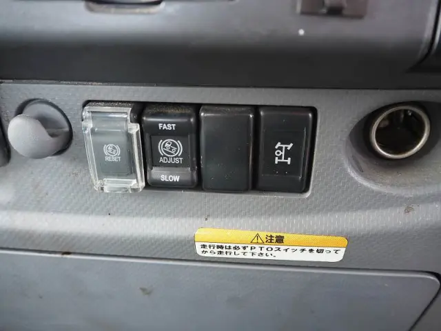 いすゞ フォワード TKG-FRR90S2(2WD)の写真46