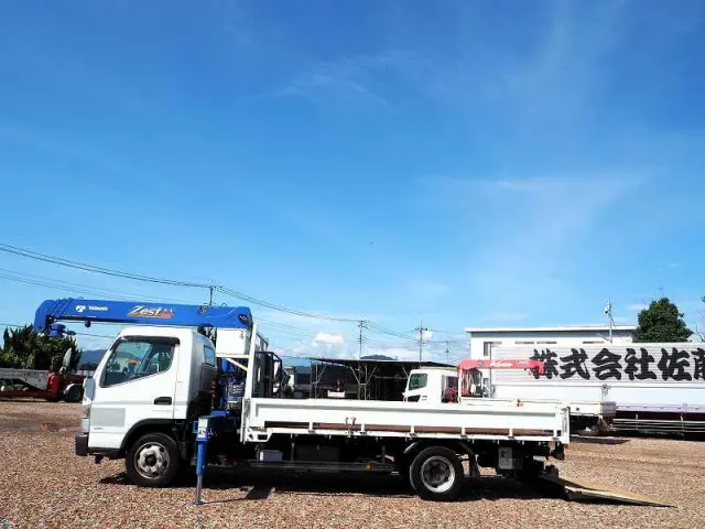 三菱 キャンター 2PG-FEB80(2WD)の写真2