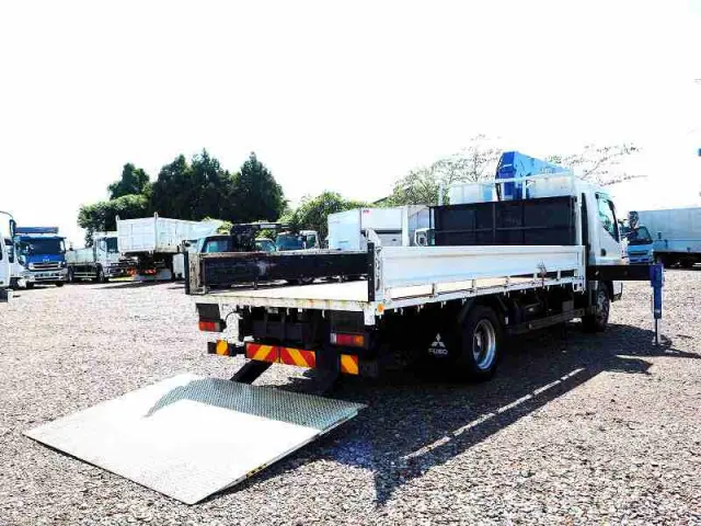 三菱 キャンター 2PG-FEB80(2WD)の写真5