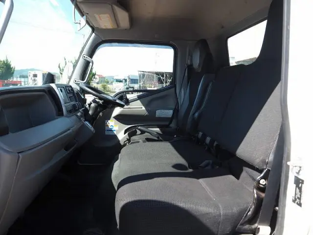 三菱 キャンター 2PG-FEB80(2WD)の写真42