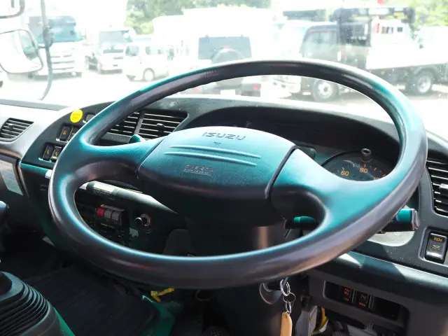 いすゞ フォワード KL-FSR34K4R(2WD)の写真45