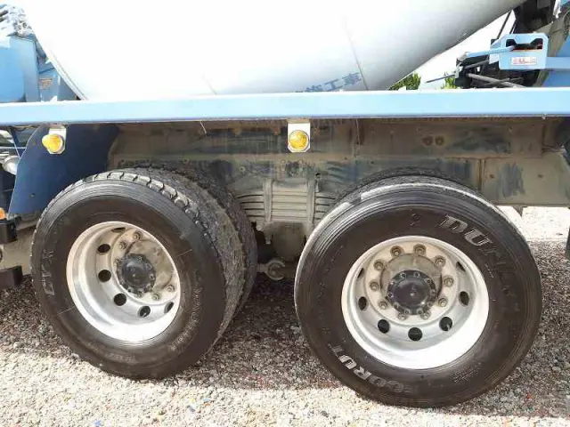 いすゞ ギガ QKG-CXZ77AT(6x4)の写真38