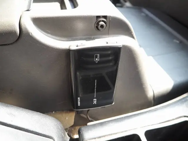 いすゞ ギガ QKG-CXZ77AT(6x4)の写真42