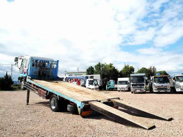 いすゞ フォワード KK-FSR33L4(2WD)の写真3