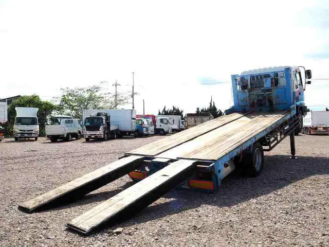 いすゞ フォワード KK-FSR33L4(2WD)の写真5