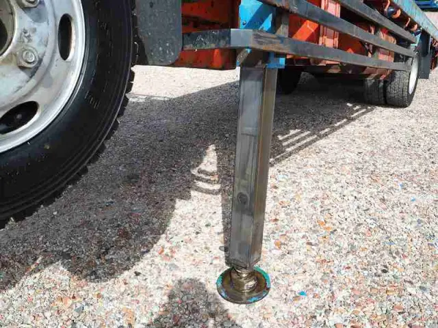 いすゞ フォワード KK-FSR33L4(2WD)の写真12