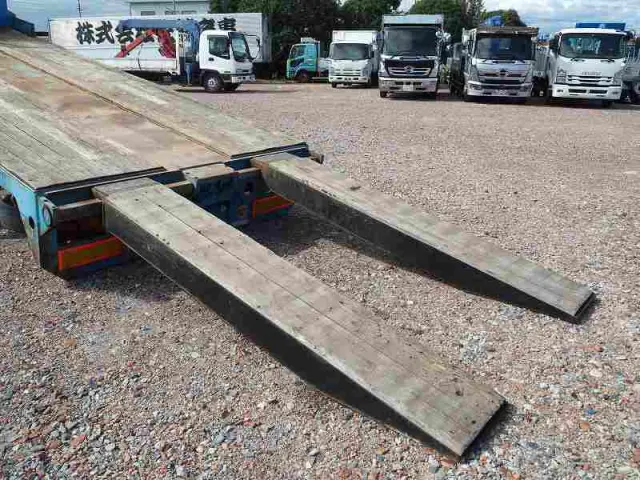 いすゞ フォワード KK-FSR33L4(2WD)の写真15