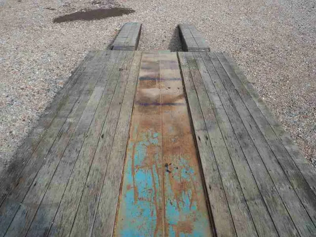 いすゞ フォワード KK-FSR33L4(2WD)の写真19