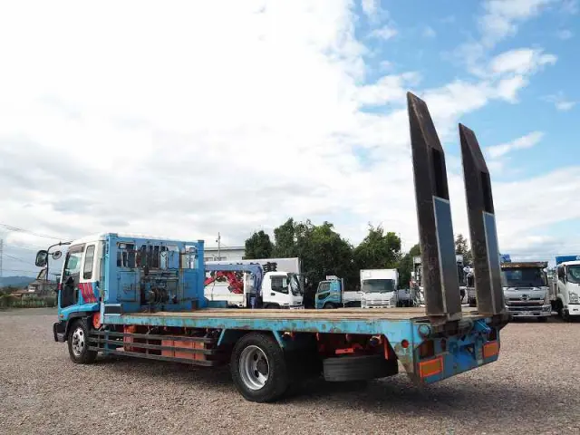 いすゞ フォワード KK-FSR33L4(2WD)の写真23