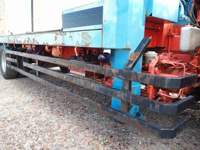 いすゞ フォワード KK-FSR33L4(2WD)の写真32