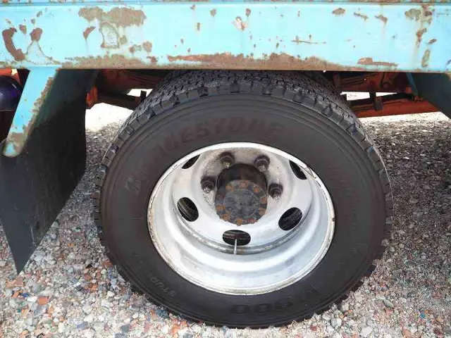 いすゞ フォワード KK-FSR33L4(2WD)の写真34