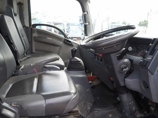 いすゞ エルフ SKG-NPR85YN(2WD)の写真41