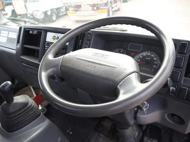 いすゞ エルフ SKG-NPR85YN(2WD)の写真42