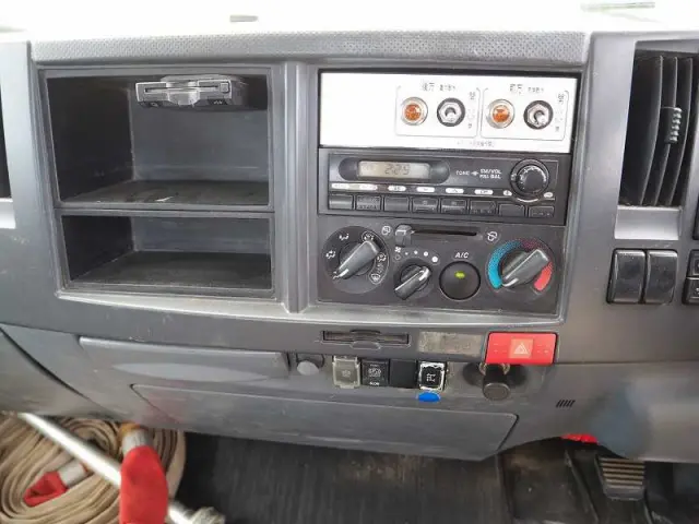 いすゞ エルフ SKG-NPR85YN(2WD)の写真43