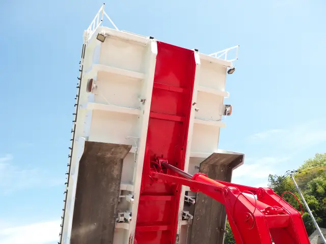 三菱 スーパーグレート QKG-FV50VX(6x4)の写真12