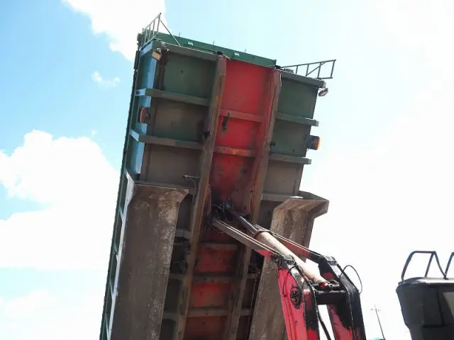 三菱 スーパーグレート QKG-FV50VX(6x4)の写真13