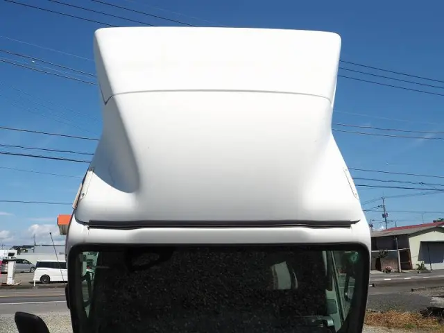 いすゞ エルフ TRG-NMR85AN(2WD)の写真6