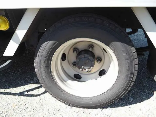 いすゞ エルフ TRG-NMR85AN(2WD)の写真26