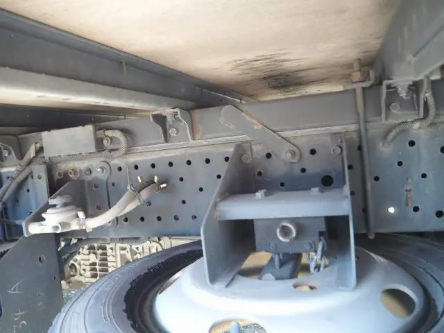 いすゞ エルフ TRG-NMR85AN(2WD)の写真28