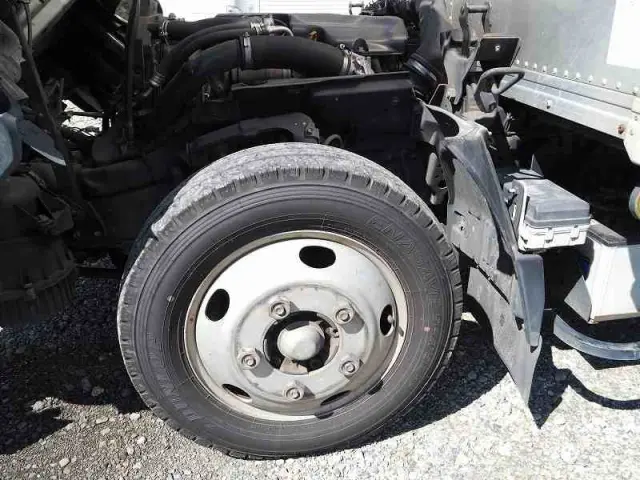いすゞ エルフ TRG-NMR85AN(2WD)の写真30