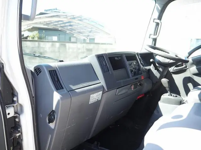 いすゞ エルフ TRG-NMR85AN(2WD)の写真35