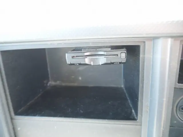 いすゞ エルフ TRG-NMR85AN(2WD)の写真44