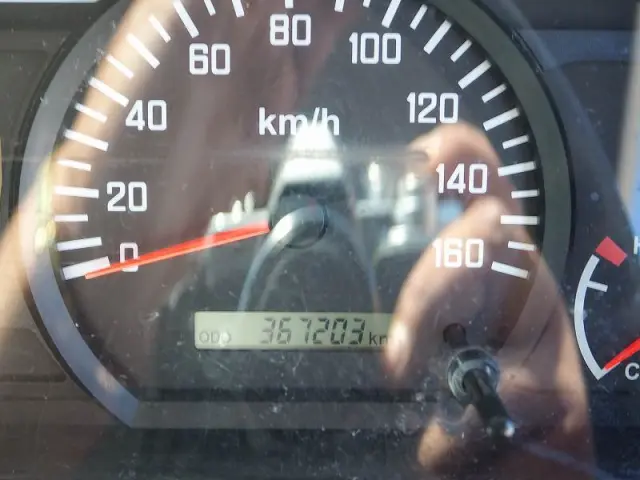 いすゞ エルフ TRG-NMR85AN(2WD)の写真49