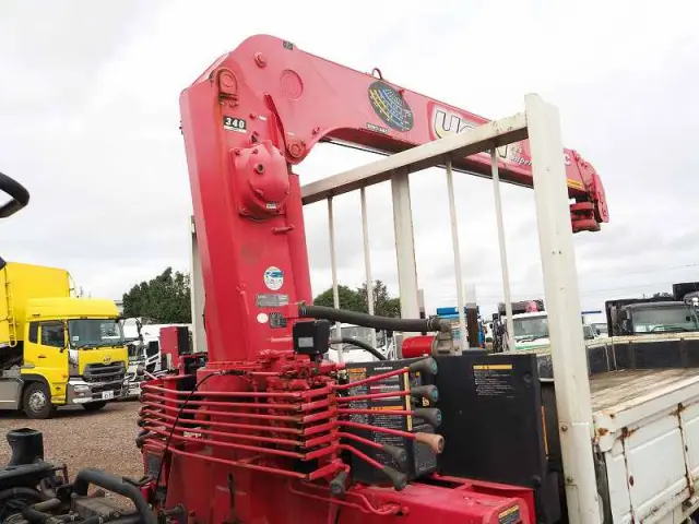 いすゞ フォワード TKG-FRR90S1(2WD)の写真38