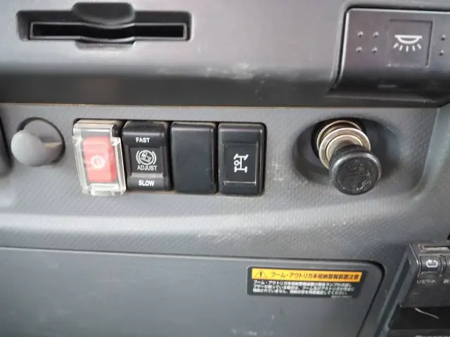 いすゞ フォワード TKG-FRR90S1(2WD)の写真44