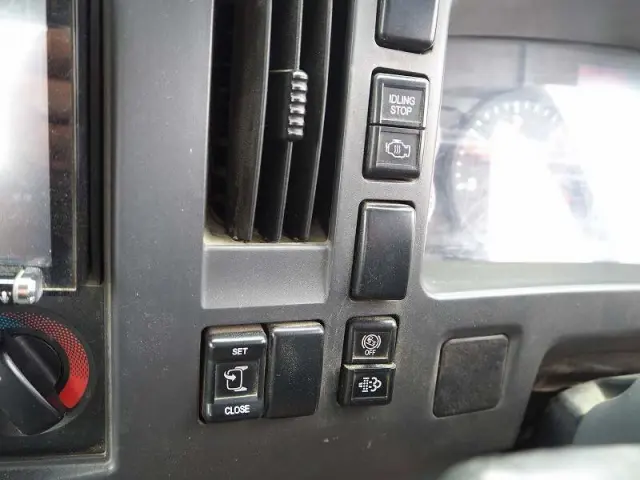 いすゞ フォワード TKG-FRR90S1(2WD)の写真46